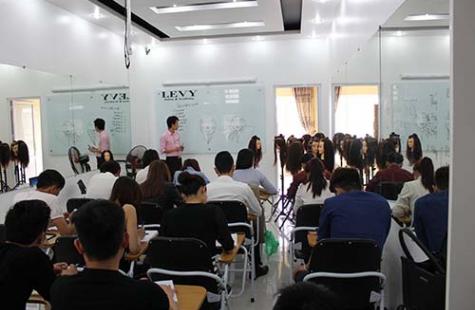 Dạy Nghề Cắt Tóc Chuyên Nghiệp Tại Thái Bình