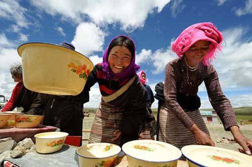 Le-hoi-lam-sua-Chua-o-tay-tang- Trung- Quoc Le-hoi-lam-sua-Chua-o-tay-tang- Trung- Quoc