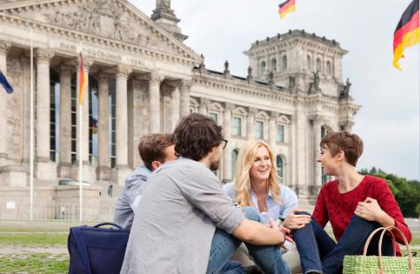 Có Nên Du Học Đức Vừa Học Vừa Làm Không? Du Học Sinh Được Gì Và Mất Gì?